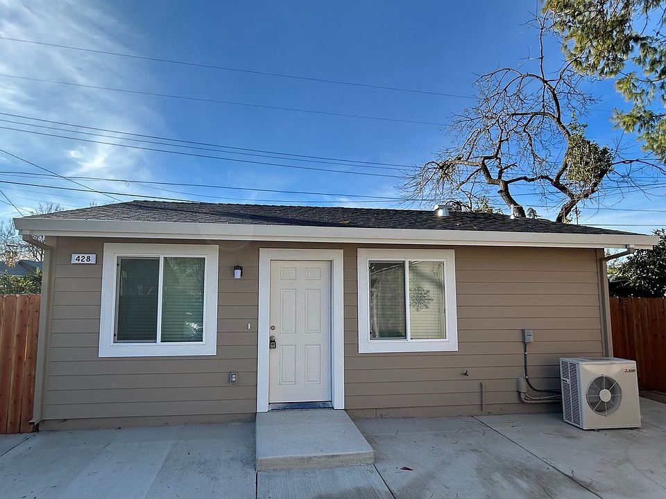 1st image of 428 W Eureka Ave