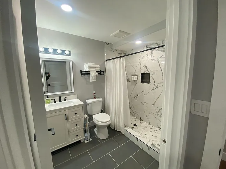 2209 Highland Ave — Photo 21