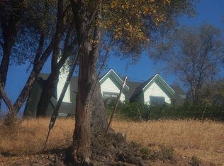 39055 John West Rd, Oakhurst, CA 93644