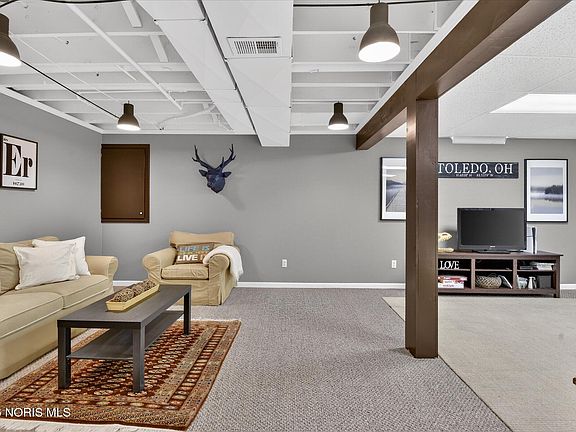 5th image of 6755 Cloister Ct