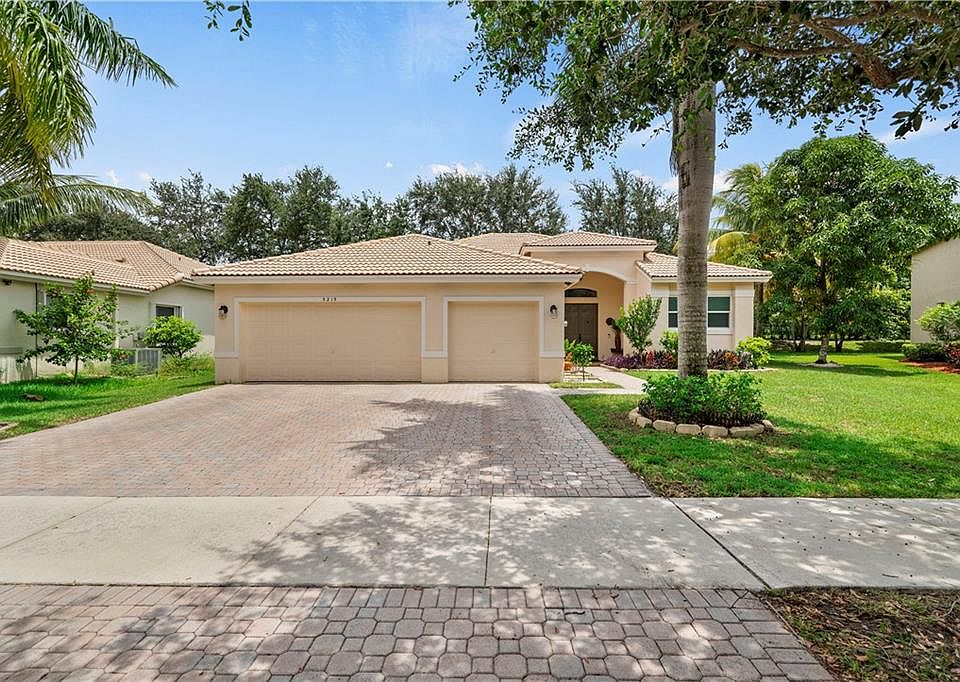 1st image of 5215 NW 51st St