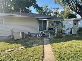 304 S Ozark St, Girard, KS 66743