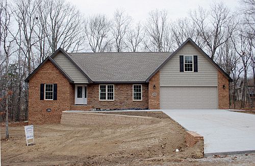 1st image of 173 Trentwood Dr