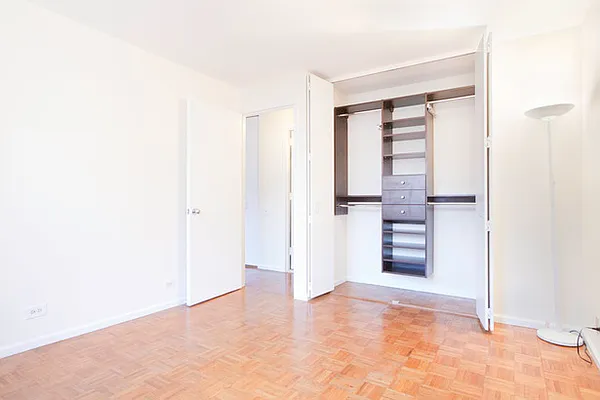 Rented by BLU Real Estate | media 20