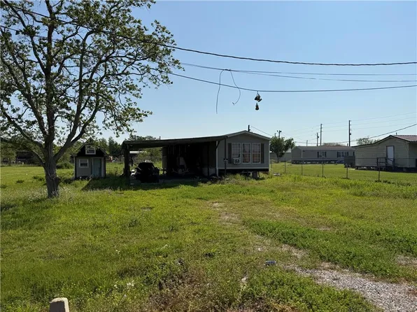 637 Main Project Rd, Schriever, LA 70395