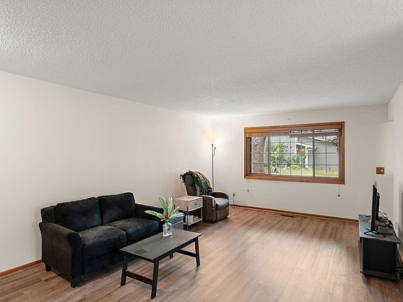 5th image of 4100 3rd St NE Unit 103