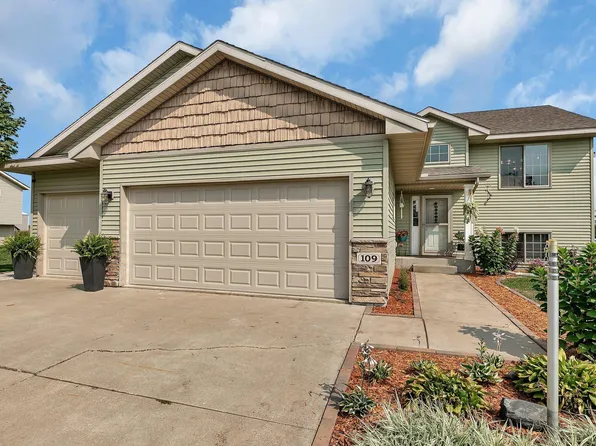 109 Lone Ridge Ln, Foley, MN 56329
