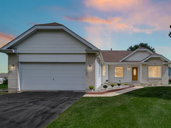 8535 Taney St, Merrillville, IN 46410