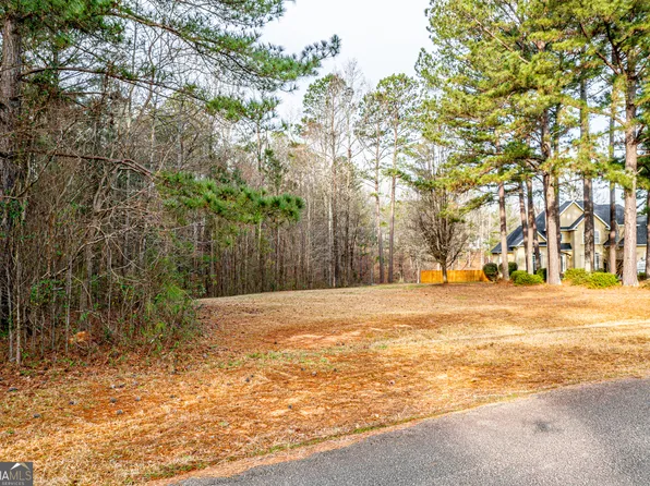 415 Darren Carson Ln, Gray, GA 31032