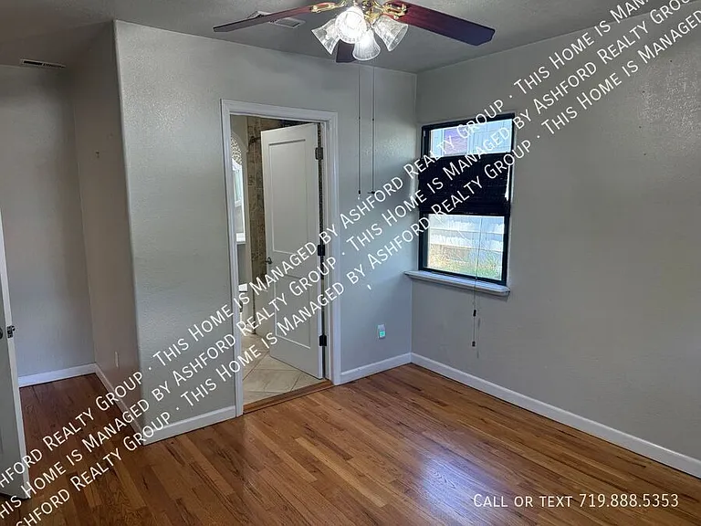 1220 E San Rafael St — Photo 11