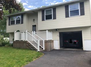 133 Colchester Rd, Minoa, NY 13116