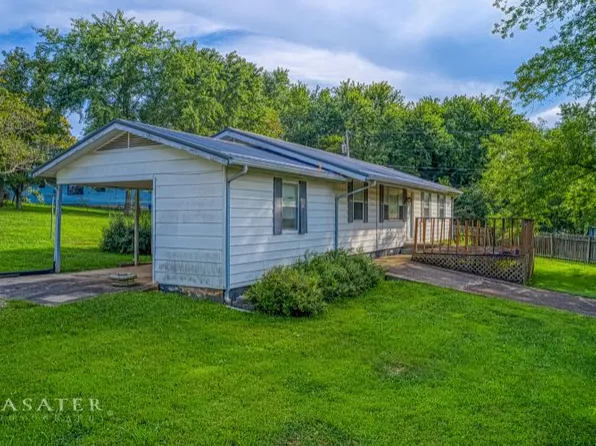 8446 Sagamore Loop, Harrison, AR 72601