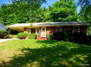 3831 Meadowlark Rd, Roanoke, VA 24018