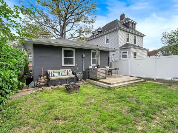 3427 Manhattan Ave, Saint Louis, MO 63143