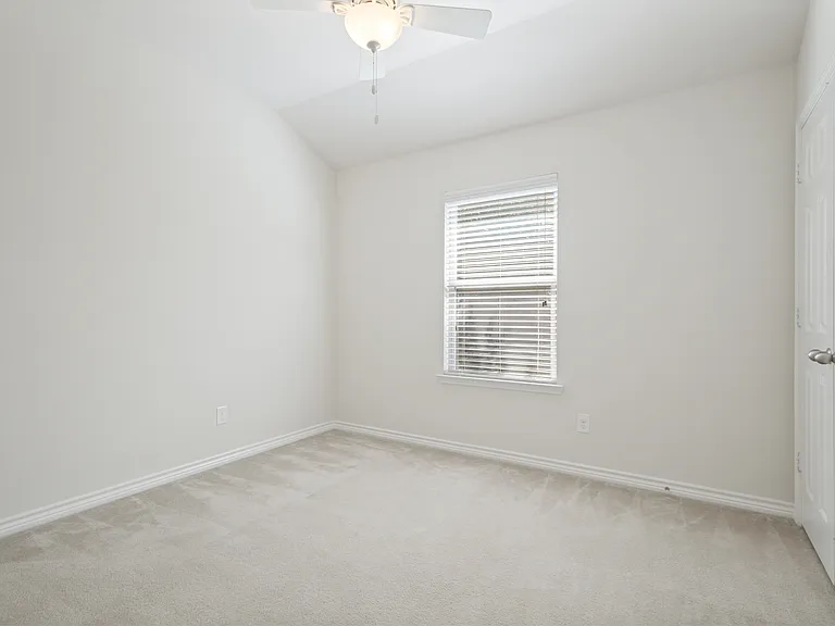 1212 Villa Paloma Blvd — Photo 19