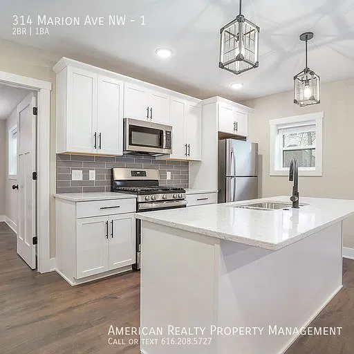 2 bed, 1050 sqft, $2,000 — Photo 3