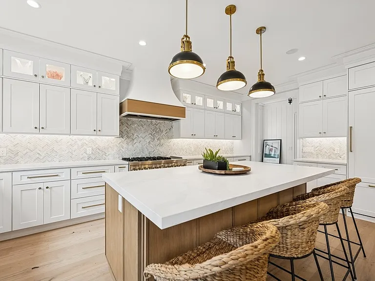 18 Red Cedar Rd — Photo 11