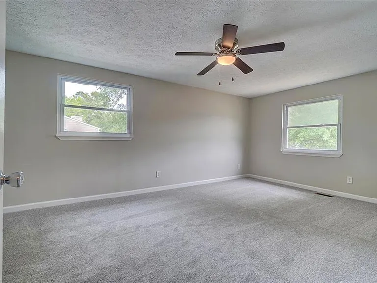 913 Fluvanna Rd — Photo 15