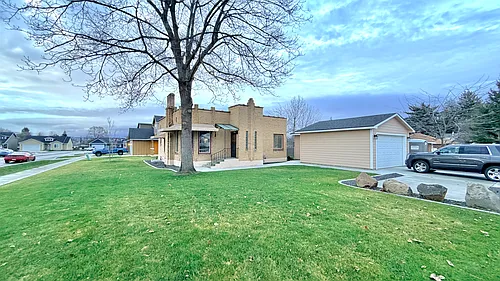 9317 E Broadway Ave Photo 1