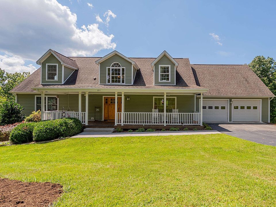 1st image of 811 Southwoods Dr