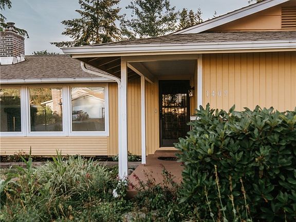 4th image of 1409 Alanna Dr SE
