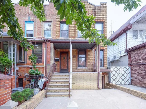 1722 70th Street image 2 of 28