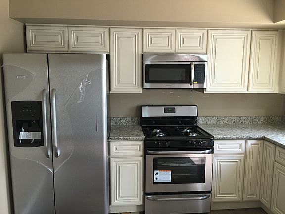 5th image of 316 Tanglewood Dr