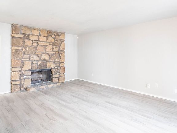4th image of 1355 E 60th St S #B