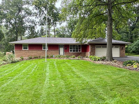 2nd image of 8482 N Creek Rd