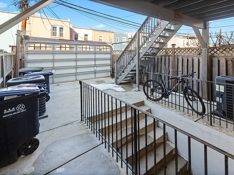 219 P St NW #1 — Photo 23