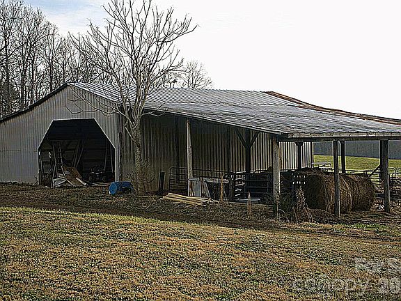 3rd image of 6581 Sain Milling Rd