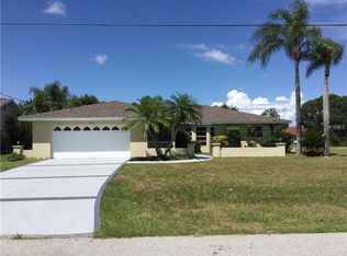 193 Bunker Rd, Rotonda West, FL 33947