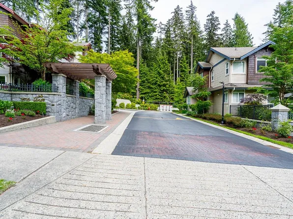 1705 Parkway Blvd #25, Coquitlam, BC V3E 3T3