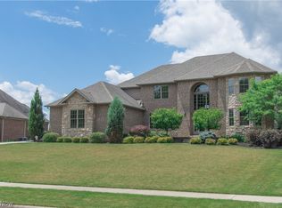 6756 Kyle Rdg, Canfield, OH 44406