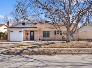 405 Langley Ave, Everman, TX 76140