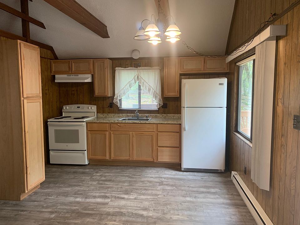 2nd image of 228 Westfall Dr