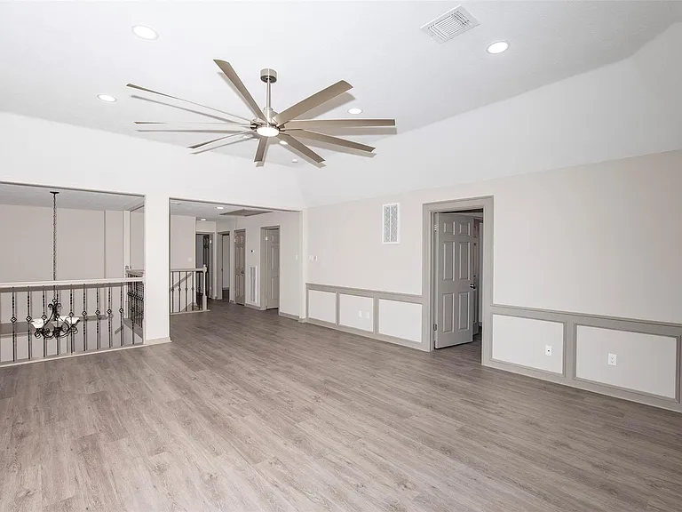 2108 Olympic Dr — Photo 23