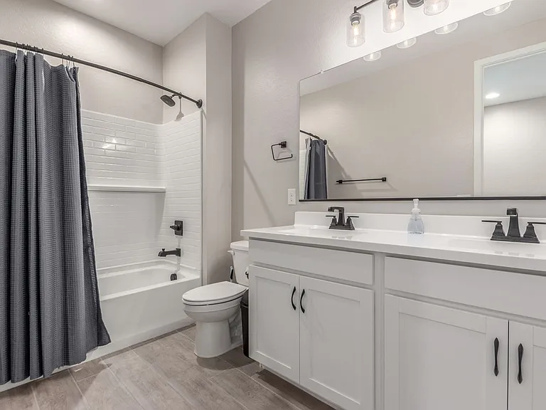 18434 E Camila Dr — Photo 24