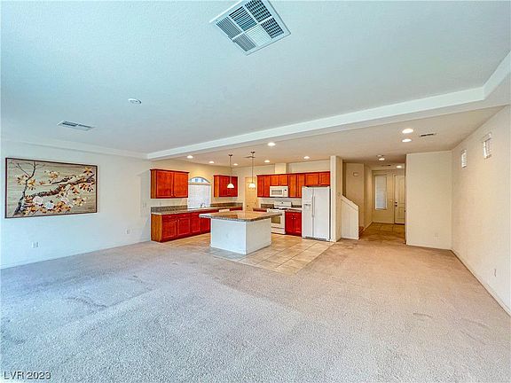 4th image of 5281 Tulip Hill Ave