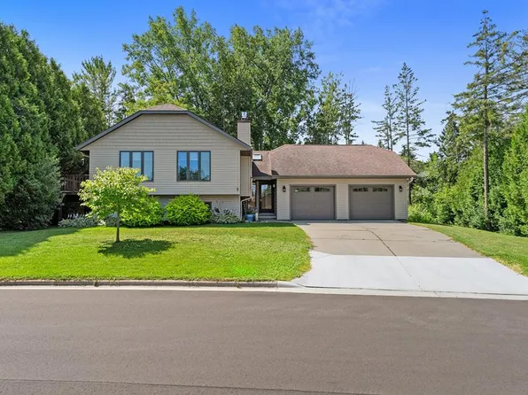 641 E Walnut Pl, Sturgeon Bay, WI 54235