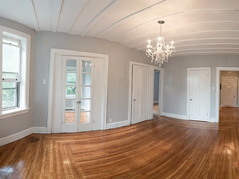 384 Probasco — Photo 7