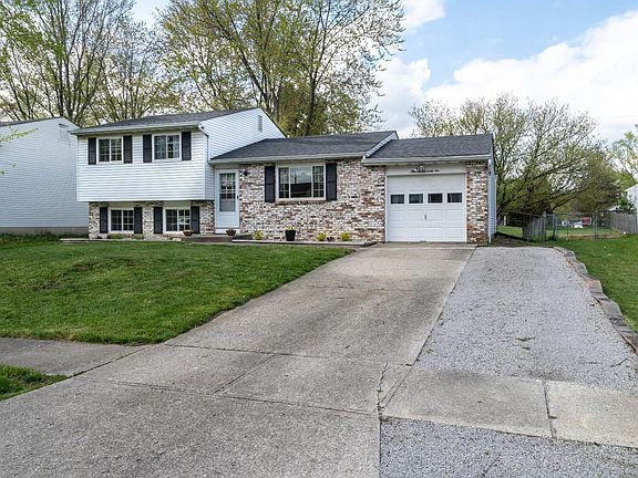 3rd image of 5676 Cypress Way