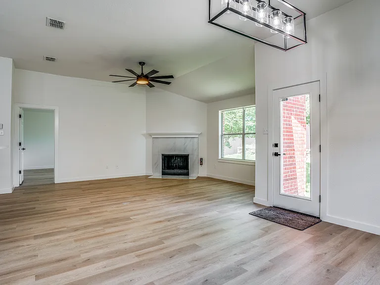 2820 Enchanted Eve Dr — Photo 6