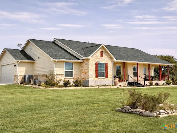 187 Tracks Trl, Center Point, TX 78010