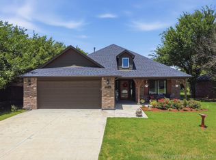 733 E 139th Pl, Glenpool, OK 74033