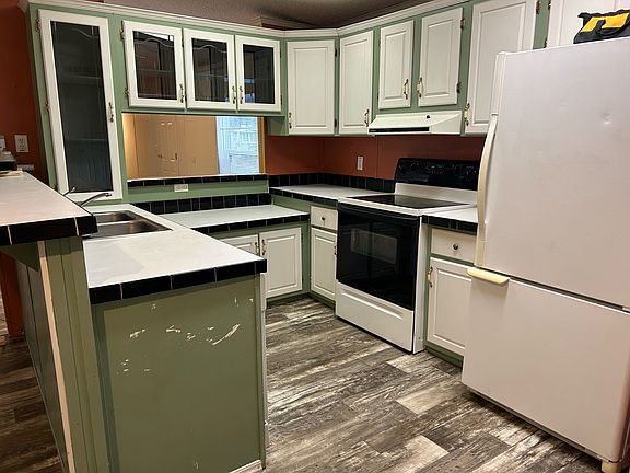 4th image of 44509 Billy Jean Ln #13