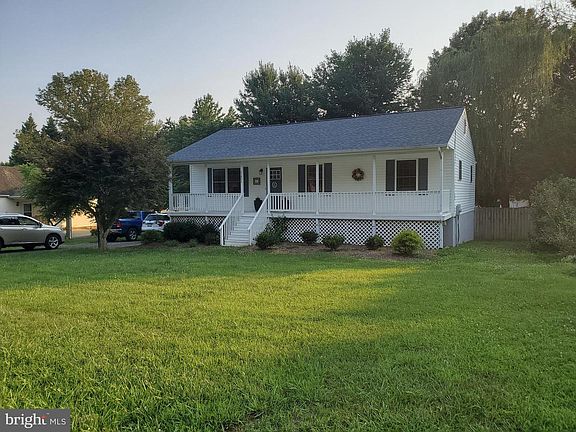 4th image of 25899 Shenandoah Dr