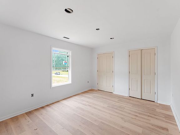 4th image of 2959 Ingman Rd