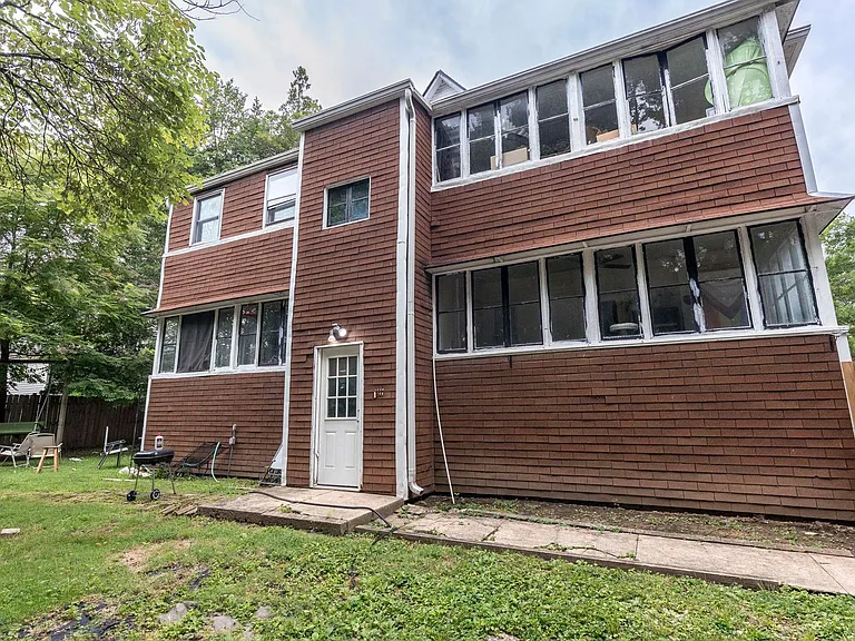 145 N Keats Ave — Photo 26