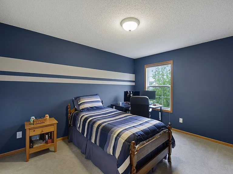 15544 Lilac Dr — Photo 23
